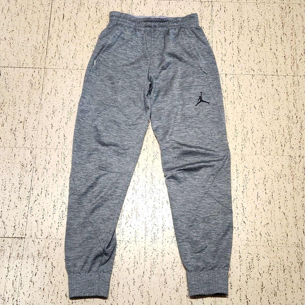 Jordan Speckle Style Therma Fit Tapered Jogger Sweat Pants Gray And Black